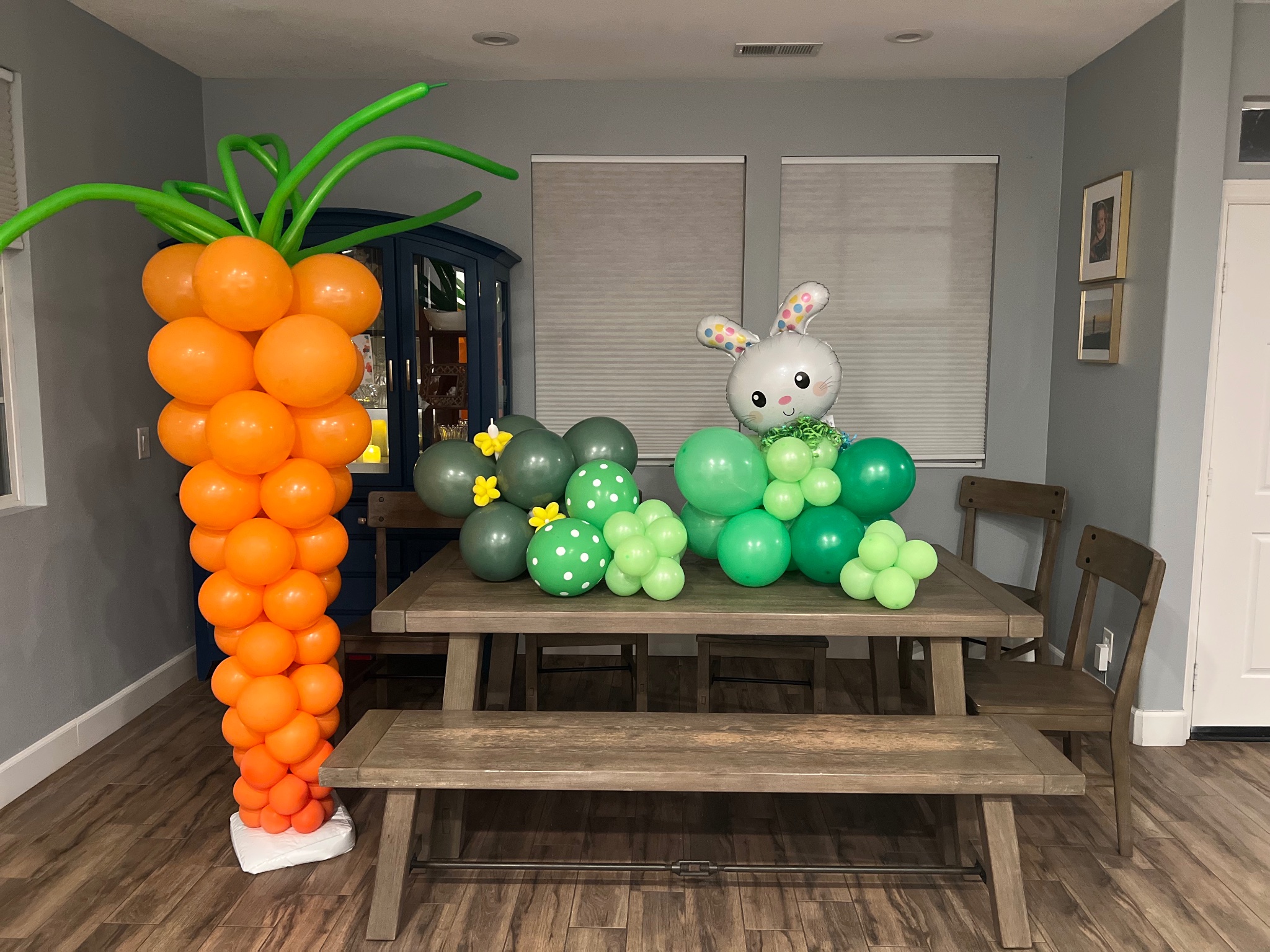 Easter Holiday Decor
